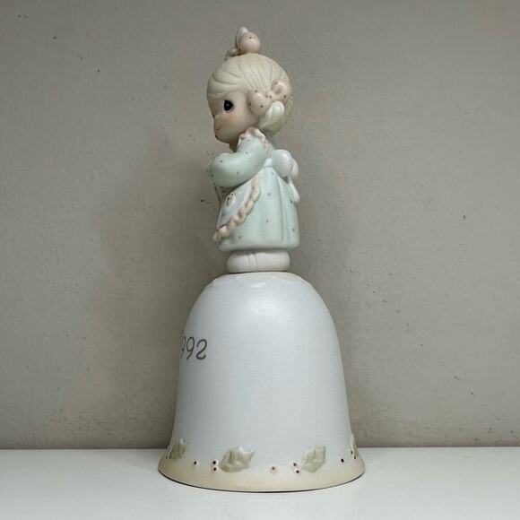 Precious Moments | 1992 | Annual Bell | 527726 - Picture 2 of 9